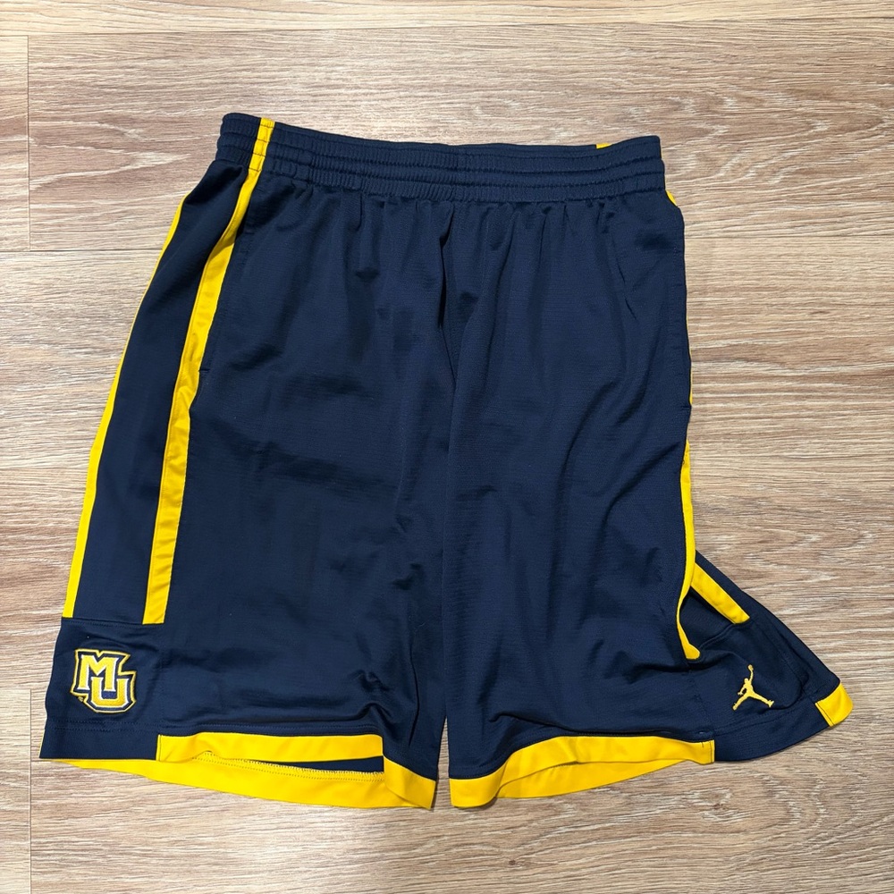 Jordan Men’s Marquette Golden Eagles Classic Shorts